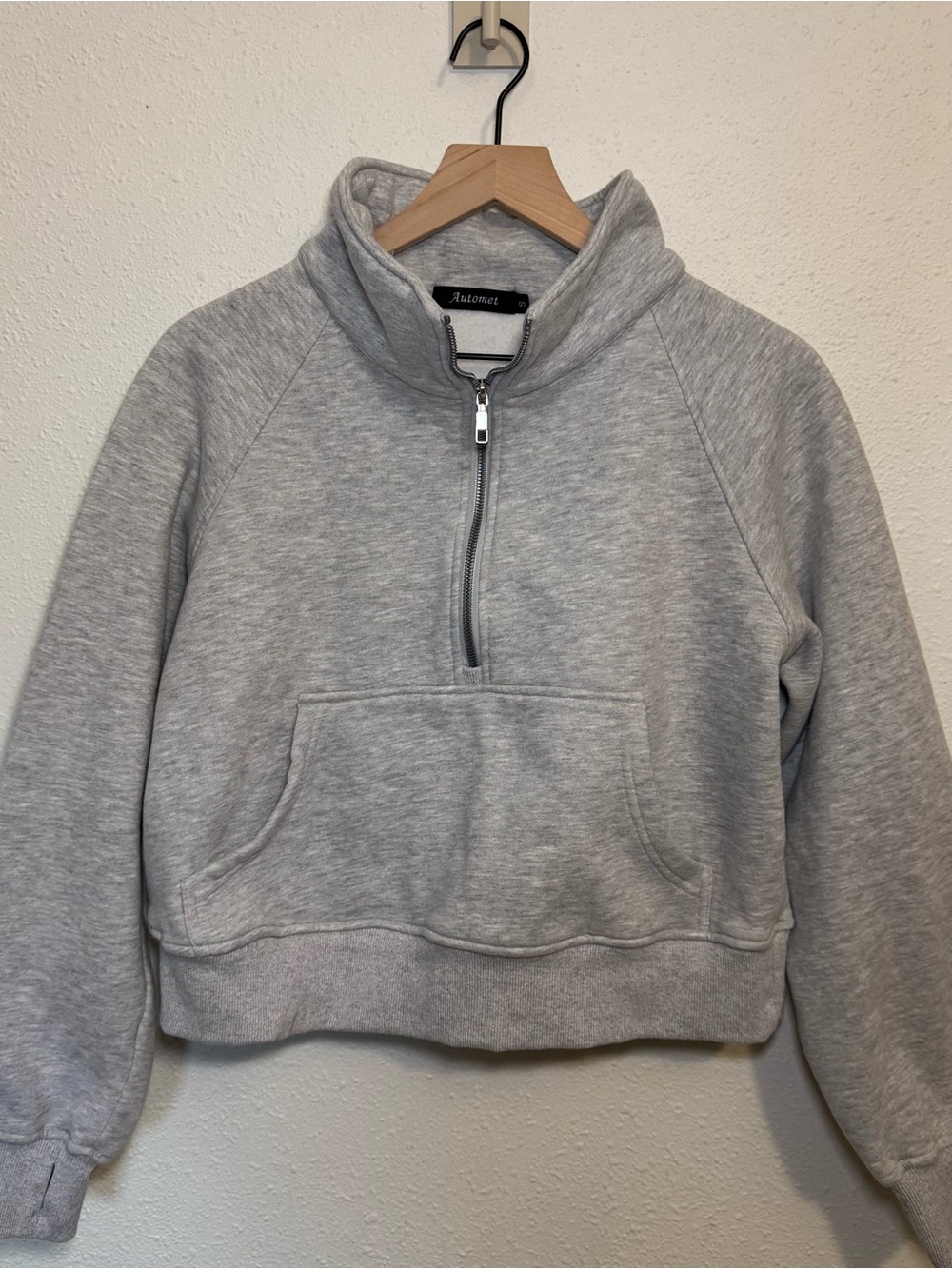 Amazon Heather Gray Half-Zip Sweatshirt Size Small